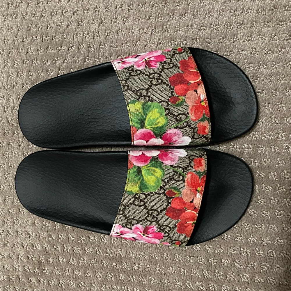 Gucci New Authentic Bloom Slides